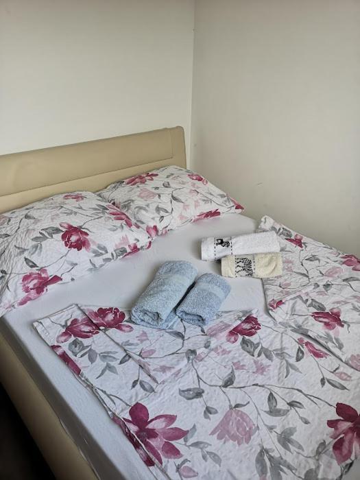 Appartma Katja Gabrovica pri Crnem Kalu Bagian luar foto