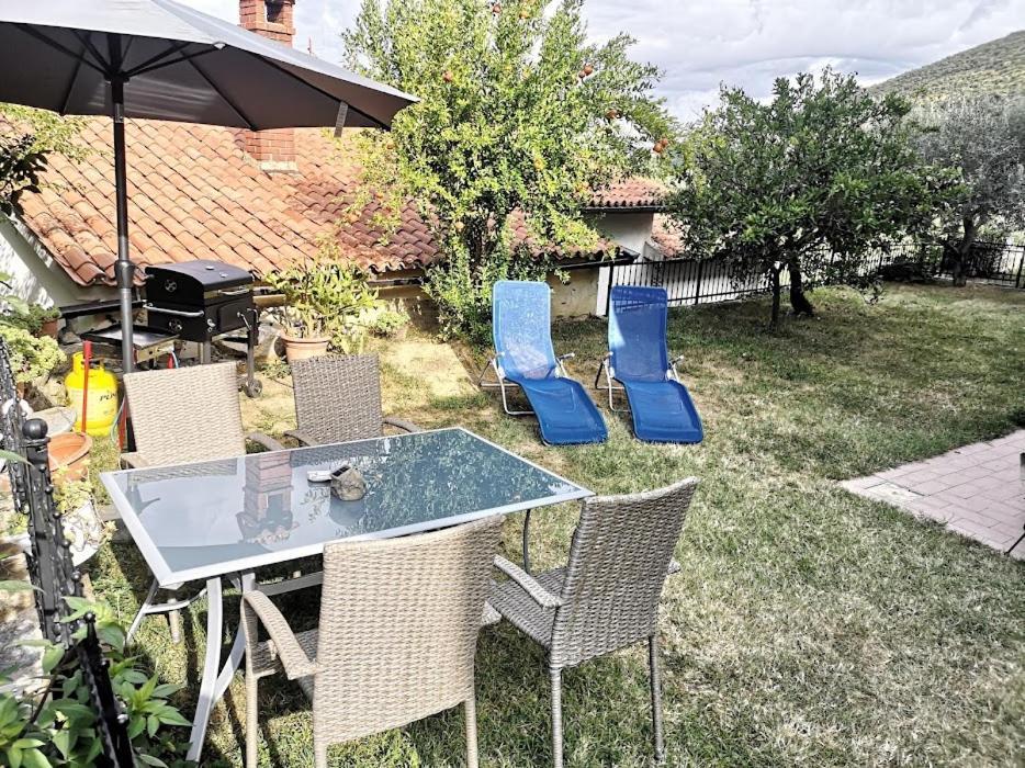 Appartma Katja Gabrovica pri Crnem Kalu Bagian luar foto