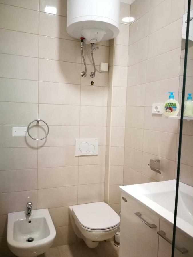 Appartma Katja Gabrovica pri Crnem Kalu Bagian luar foto